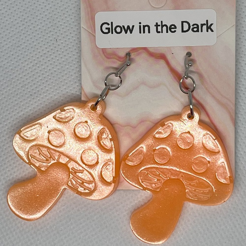 Handmade resin Mushroom Earrings - Picture 7 of 9